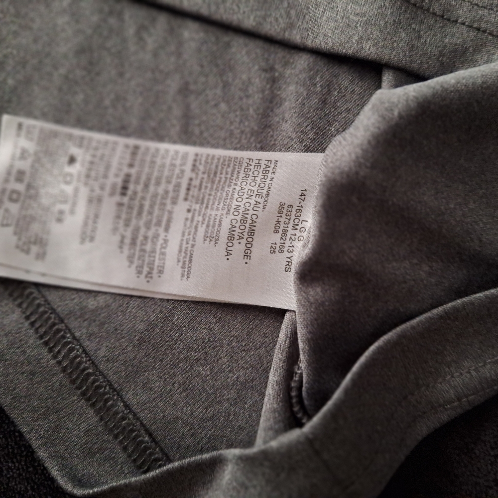 Hurley Boys Swim Trunks & Rash Guard - Picture 6 of 6
